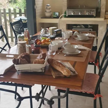 La Chesnaie 住宿加早餐酒店