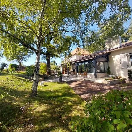 La Chesnaie 住宿加早餐酒店 Bonnes (Charente)