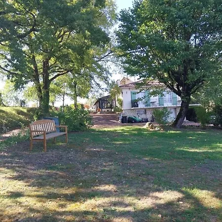 La Chesnaie 住宿加早餐酒店