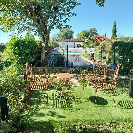 La Chesnaie 3* Bonnes (Charente)